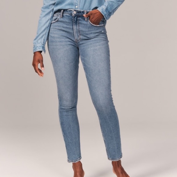 ✨2x HP✨ Abercrombie Curve Love Skinny Jean - Picture 3 of 12